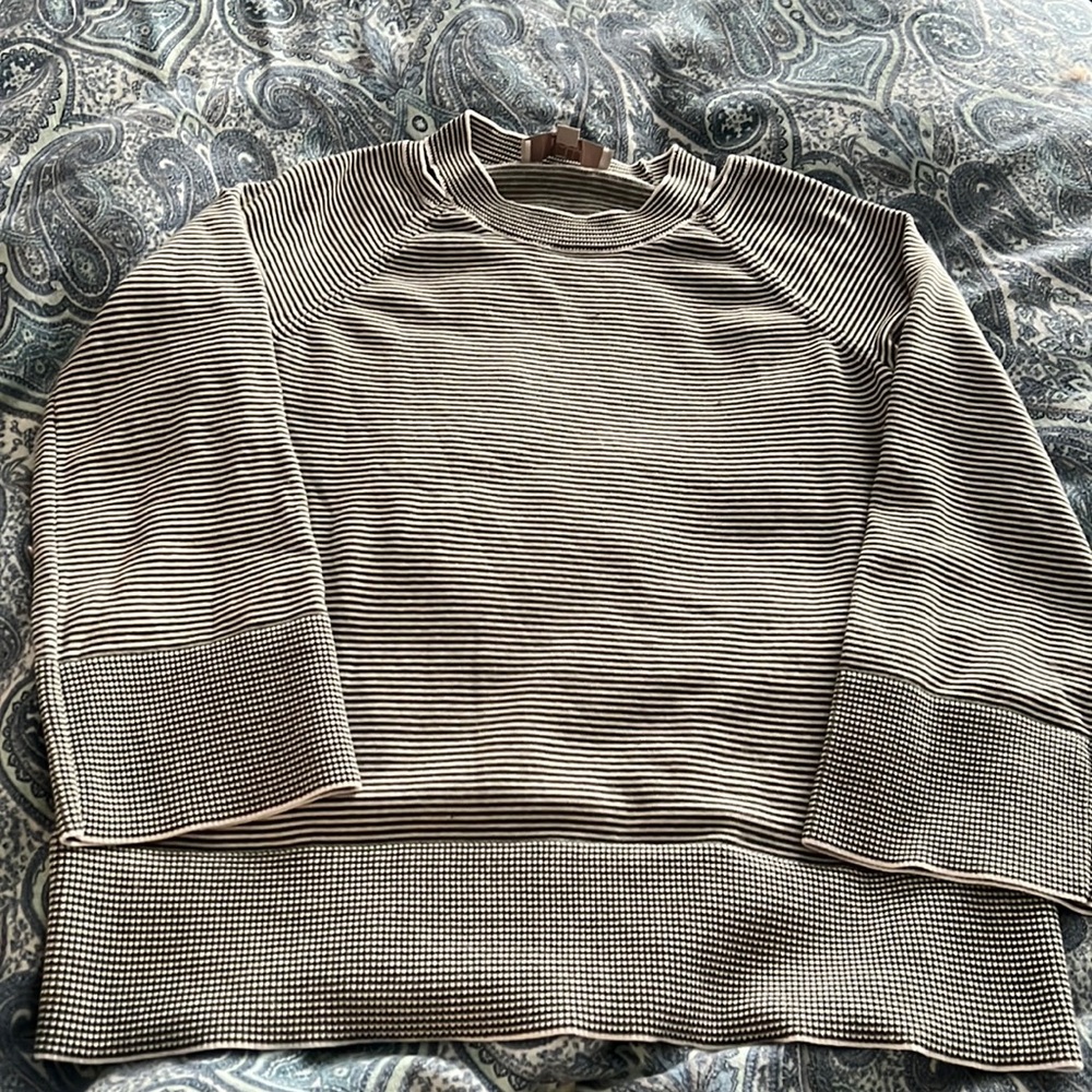 The loft sweater size xs